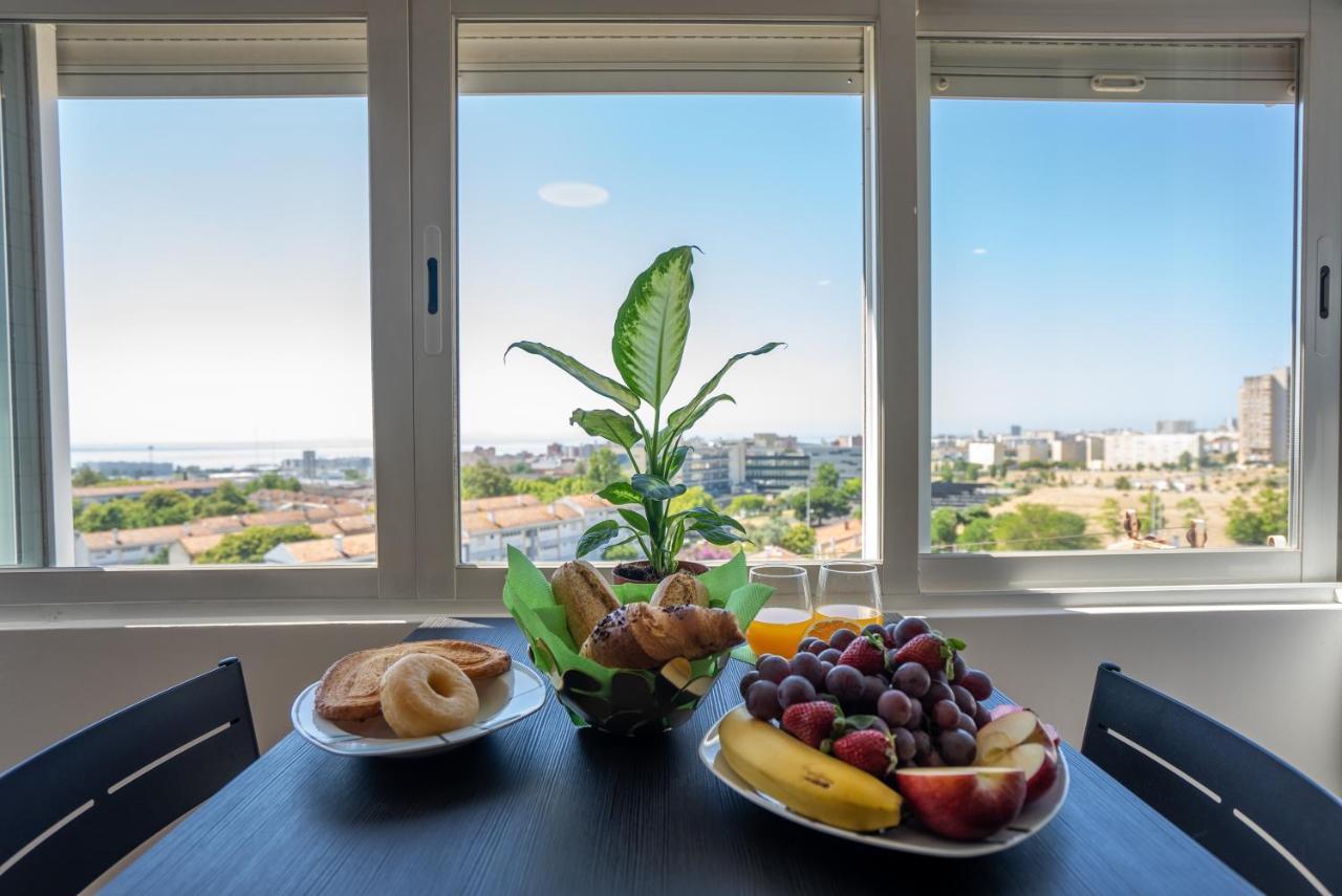 Appartement Olivais River View *